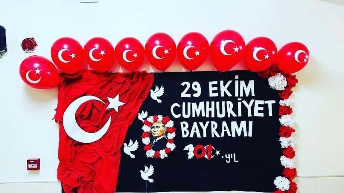 CUMHURİYET BAYRAMIMIZI COŞKUYLA KUTLADIK